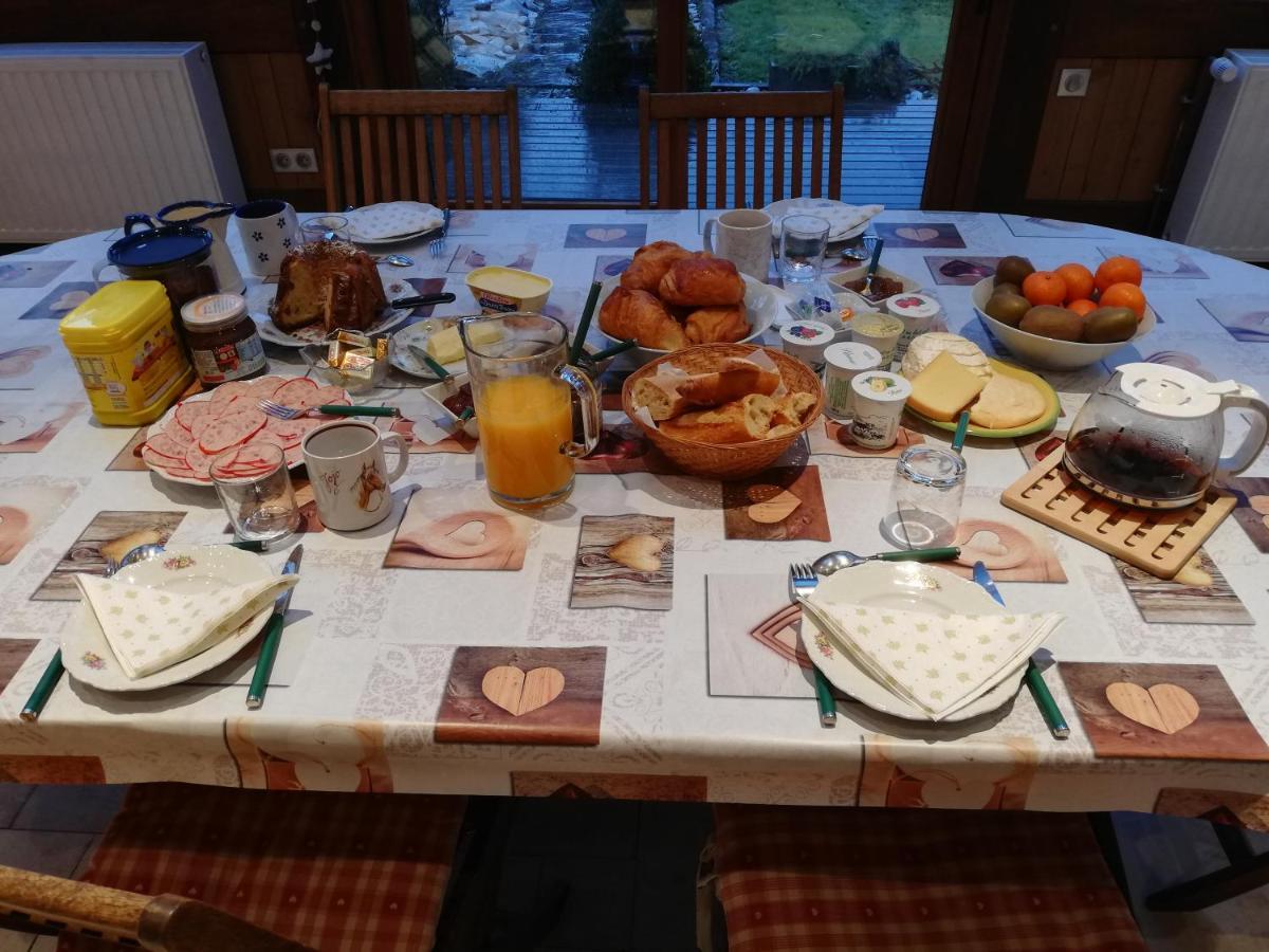 Chez Marlyse-Chambres Et Table D'Hotes Сен-Морис-Сюр-Мозель Экстерьер фото